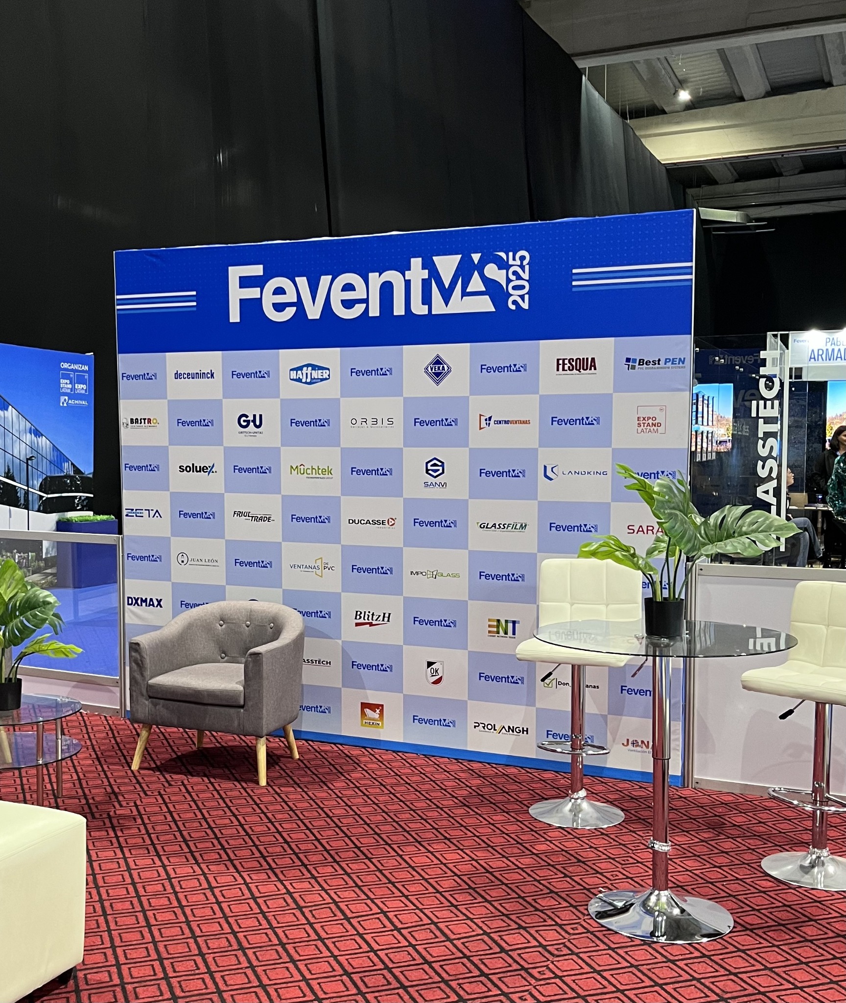 Fevent Más 2025 · Photocall de auspiciadores